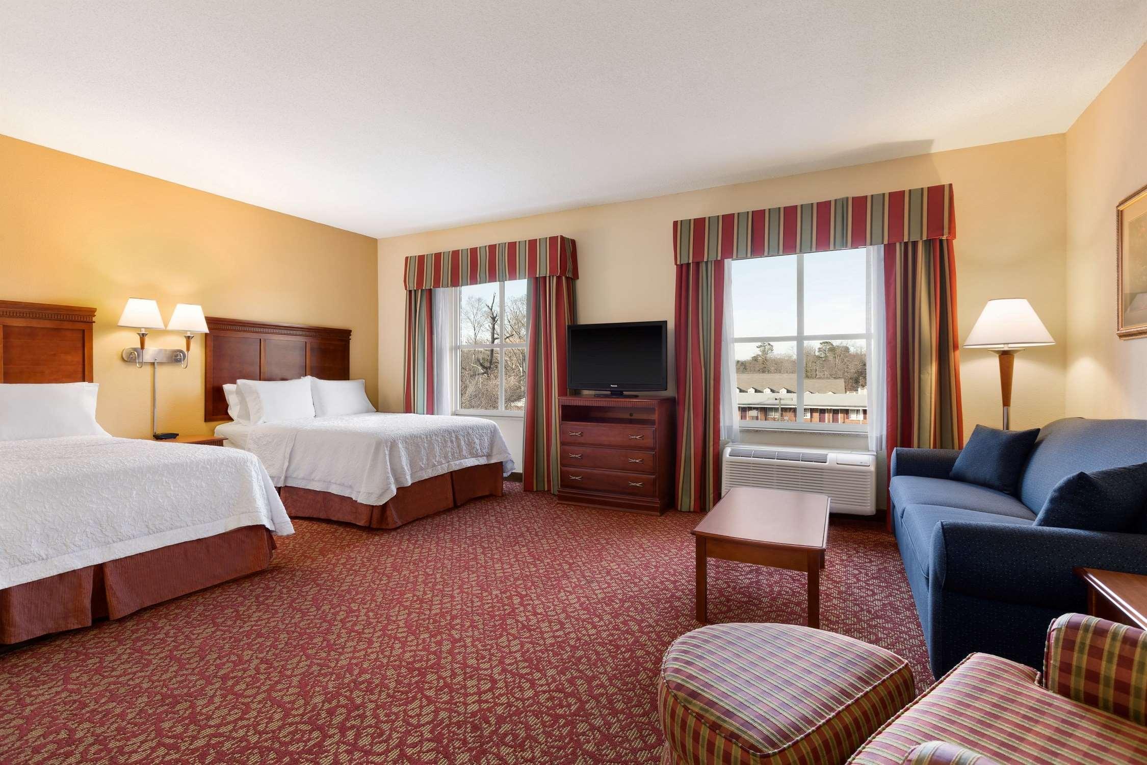 Hampton Inn & Suites Williamsburg Historic District Экстерьер фото
