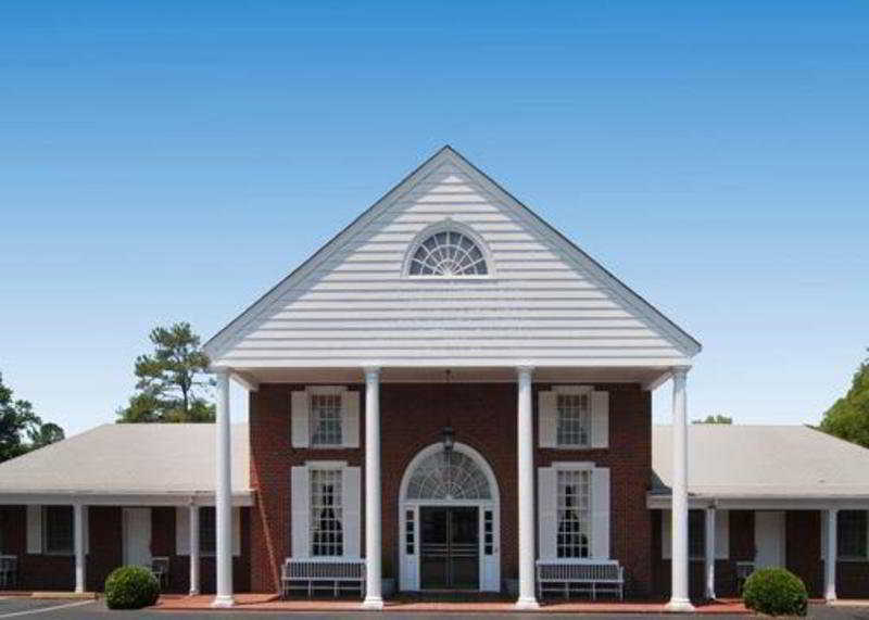 Hampton Inn & Suites Williamsburg Historic District Экстерьер фото